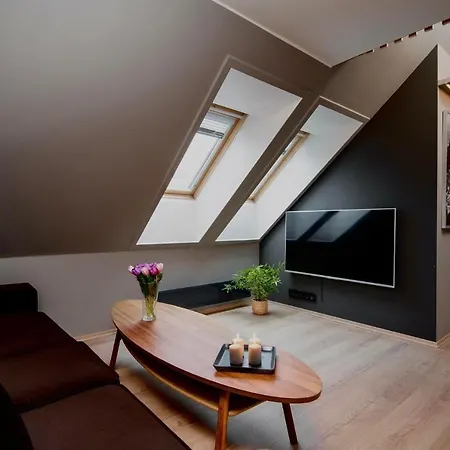 Appartement Nyrenovert Leiliget 1 Min Unna Solsiden